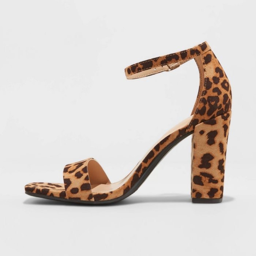 Leopard print high blocked heel pumps